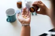 داروهای خواب ‌آور و آرام ‌بخش در این شرایط مسموم کننده اند؛ مراقب باشید