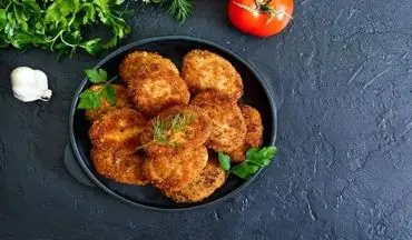 طرز تهیه کتلت مرغ شمالی؛ دستور پخت خوشمزه و سبک بدون سیب‌زمینی