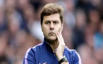 پوچتینو با سن ژرمن قرارداد بست