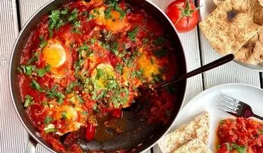 طرز تهیه شاک شوکای مدیترانه‌ ای؛ املت خوشمزه و رنگارنگ