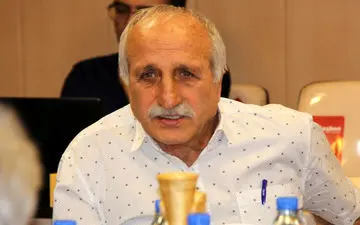 حمله تند منصور برزگر به فردوسی‌پور: ما مثل تو بله قربان‌گو نیستیم