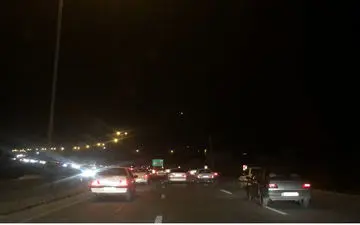 تصادف در جاده تهران-قم ترافیک سنگین ایجاد کرد