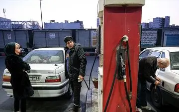 سهمیه سوخت به کارت بانکی منتقل می‌شود؛ قیمت و سهمیه بنزین تغییر می‌کند؟