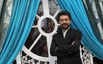 مشکل آب و برق و ارز و اختلاس حل شده، مونده فقط موز!+فیلم