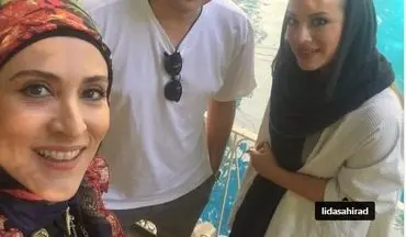 سلفی ویشکا آسایش و دوستانش، کنار استخر! (عکس)