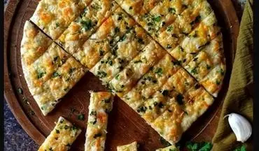 طرز تهیه نان سیر و زیتون؛ عصرانه‌ای خوشمزه با طعمی بی‌نظیر