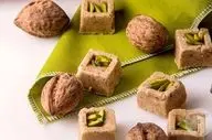 طرز تهیه حلوای آجیلی؛ دسر بوتیکی شیک و مجلسی با طعمی خاص