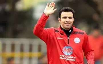 سرپرست پرسپولیس : شادیِ گل باقری واقعا عجیب بود ؛ فکر کنم فتوشاپ باشد !