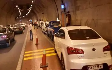 تصادف زنجیره‌ای در تونل نیایش
