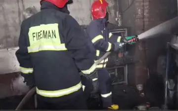 آتش‌سوزی در یکی از شعب بانک شهر قائم‌شهر بدون تلفات مهار شد

