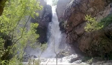 گردشگر یزدی در آبشار «شلماش» سردشت غرق شد
