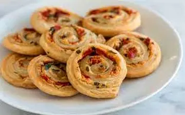 نان جذاب |  نان رولتی فلفل و پنیر