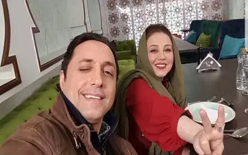 ناهار کاری بهنوش بختیاری با امیرحسین رستمی