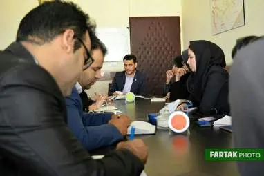 نشست خبری مدیر عامل انتقال خون کرمانشاه با اصحاب رسانه به مناسبت روز جهانی اهدا خون