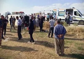 اتفاق ناگوار در نقده؛ مینی‌بوس حامل دانش‌آموزان دختر واژگون شد/ ۱۳ مصدوم راهی بیمارستان شدند