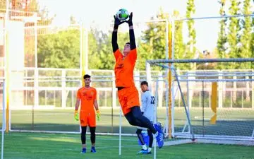 نیازمند: تاخیر در شروع لیگ به ضرر سپاهان است