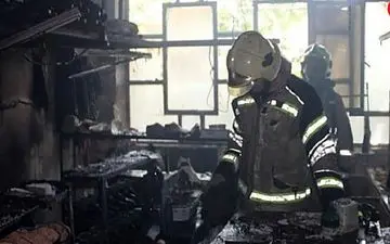 آتش‌سوزی بزرگ در خیابان جمهوری تهران !
