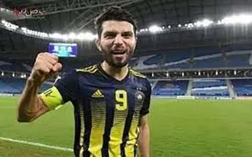 استقلال دوباره به سراغ این هافبک خارجی می‌رود/ الهلال هم رقیب آبی‌های ایران است