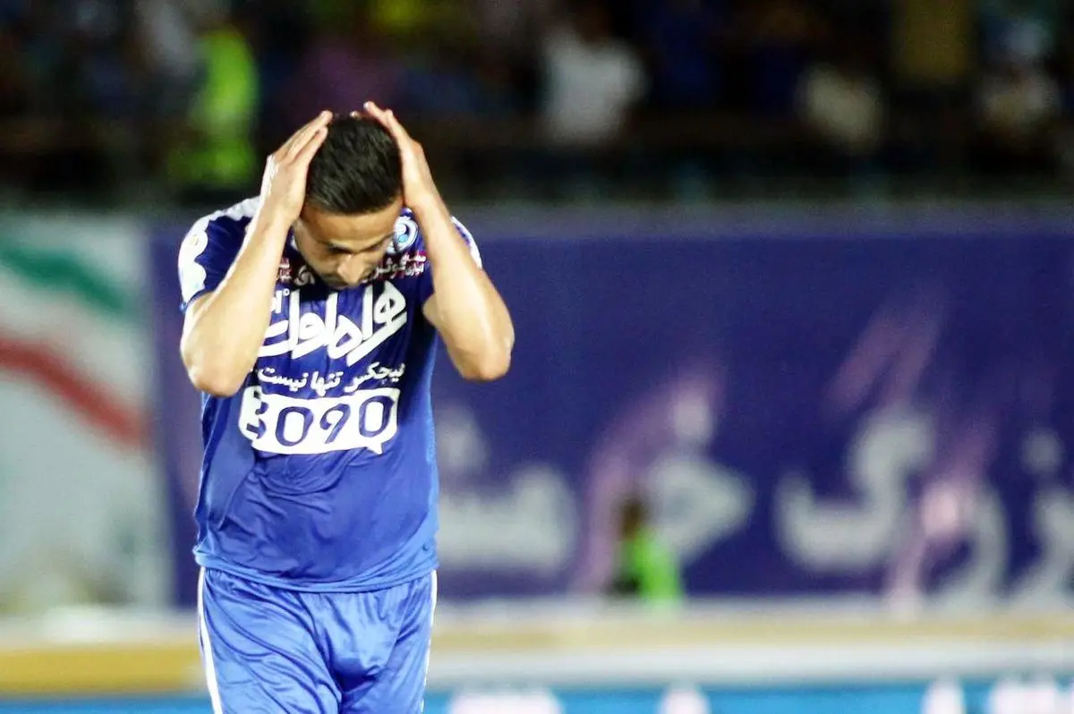 امید ابراهیمی؛ در هر دو بازی پنالتی از دست داد