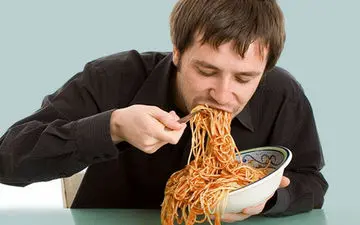 چرا همیشه احساس گرسنگی دارم؟