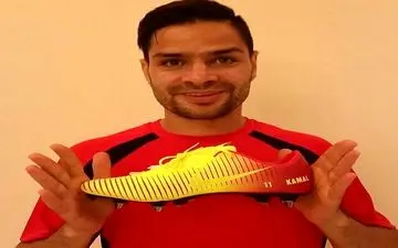 کفش های عجیب هافبک پرسپولیس