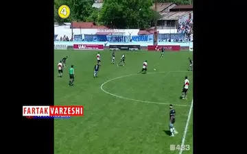 
سوپر واکنش دروازه‌بان برای مهار توپ+ فیلم