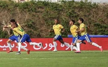 شکست نزدیک صنعت نفت آبادان مقابل یوونتوس 