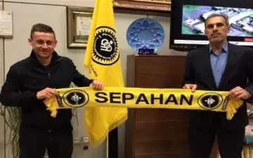  استقلال منتظر قرارداد بازیکن ملی پوش با سپاهان