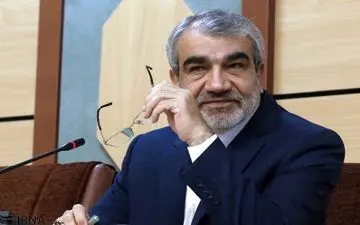 نمایندگان باید مستندات را به رییس مجلس ارائه می‌کردند