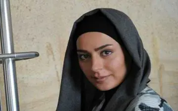  خانم بازیگر به همراه دوستانش+عکس