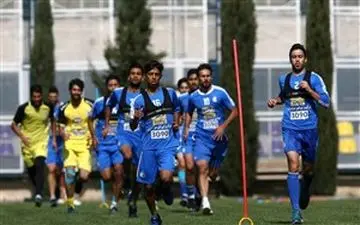  شفر در جستجوی وینگر راست و هافبک دفاعی