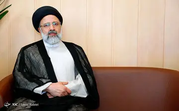 رئیسی: از ظرفیت قالیباف در دولت کار وکرامت استفاده خواهیم کرد