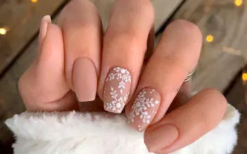 این طرح‌های ناخن برفی را از دست ندهید! شیک‌ترین ایده‌ها برای زمستان
