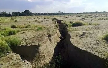 فاجعه مرگبار بیخ گوش تهران / شهریار در حال بلعیده شدن!+ عکس 