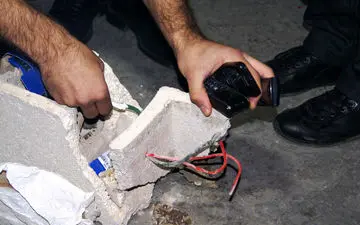 پلیس از خنثی کردن یک بمب الکترونیکی نیم پوندی در تهران خبر داد