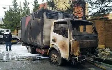 آتش‌سوزی خاور حامل بنزین در آجودانیه + عکس