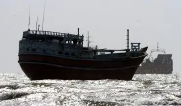 به علت طوفانی بودن دریا؛ کشتی باری در خلیج فارس غرق شد