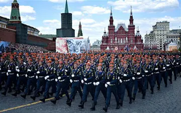 رژه نظامی زیبای ارتش روسیه + فیلم