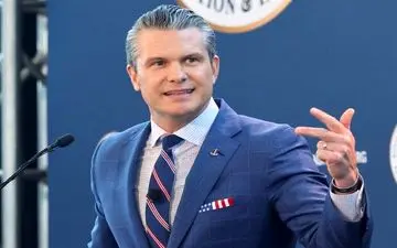 تلاش قانونگذاران دموکرات آمریکا برای برکناری هگست