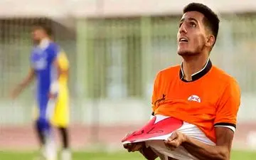 ستاره جدید تراکتورسازی: از پرسپولیس، استقلال و سپاهان هم پیشنهاد داشتم