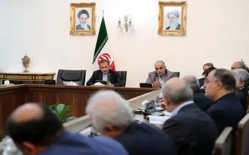 کمک به واحدهای تولیدی بزرگ که با بحران مواجه هستند، ضروری است