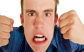 چه افرادی پرخاشگر هستند؟ آسیب بیشتر به چه کسانی وارد می‌شود؟