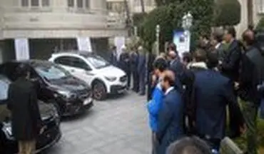 روحانی و جهانگیری پشت فرمان خودروی جدید ایرانی