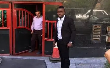 دردرسر پرسپولیس برای قرارداد منشا/ درخواست طاهری از تاج 