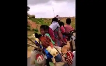 رکورد حمل مسافر با موتور شکست!