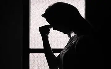 رابطه جنسی نامادری بی حیا با پسر 18 ساله اش!!