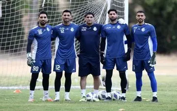 معمای پیچیده دروازه‌بان اول استقلال