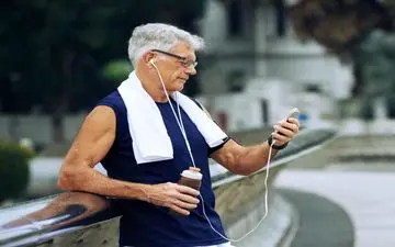 چرا بعضی‌ها زودتر پیر می‌شوند؟
