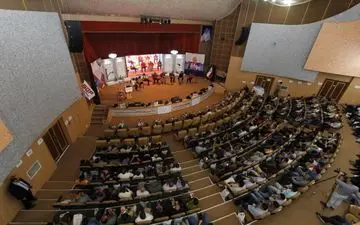 تالار انتظار برای شهرام ناظری کوچک است!