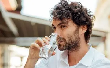 تاثیرات مهم آب روی مغز